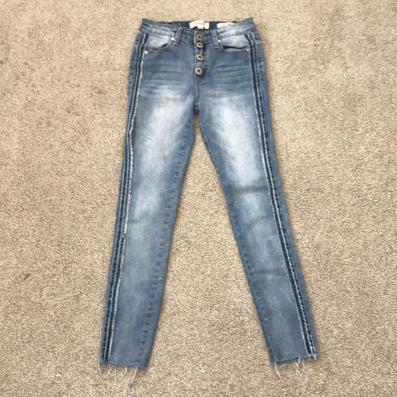 Jessica Simpson Denim - Stylish skinny jeans with fringe and design
